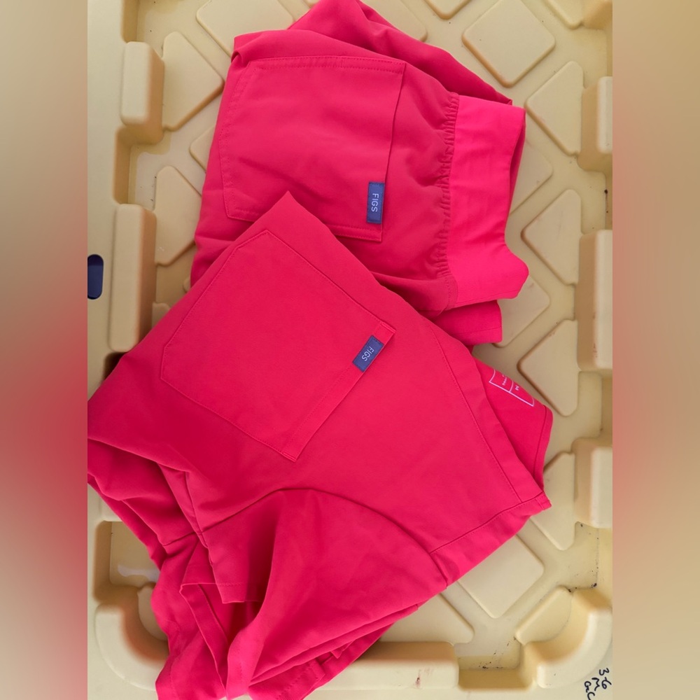 Figs Women's Bright orange